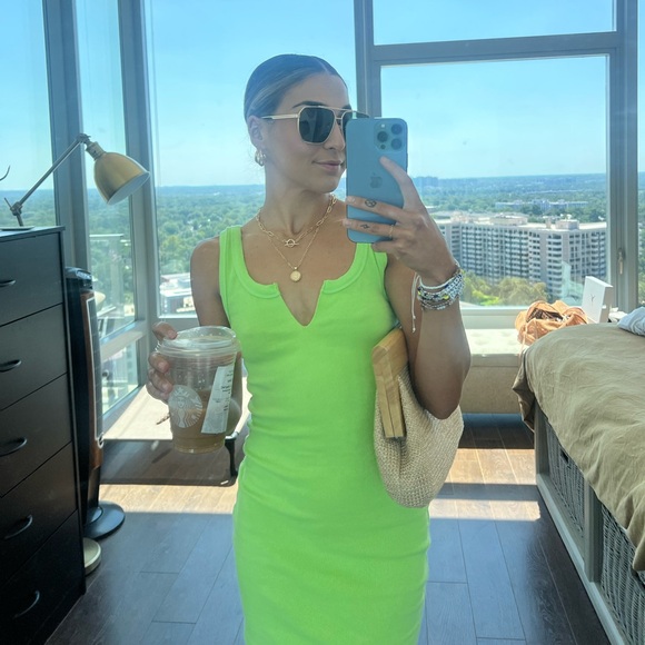 Loved Items for Less - Picture 6 of 10